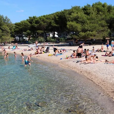 Ive Appartamento Tisno